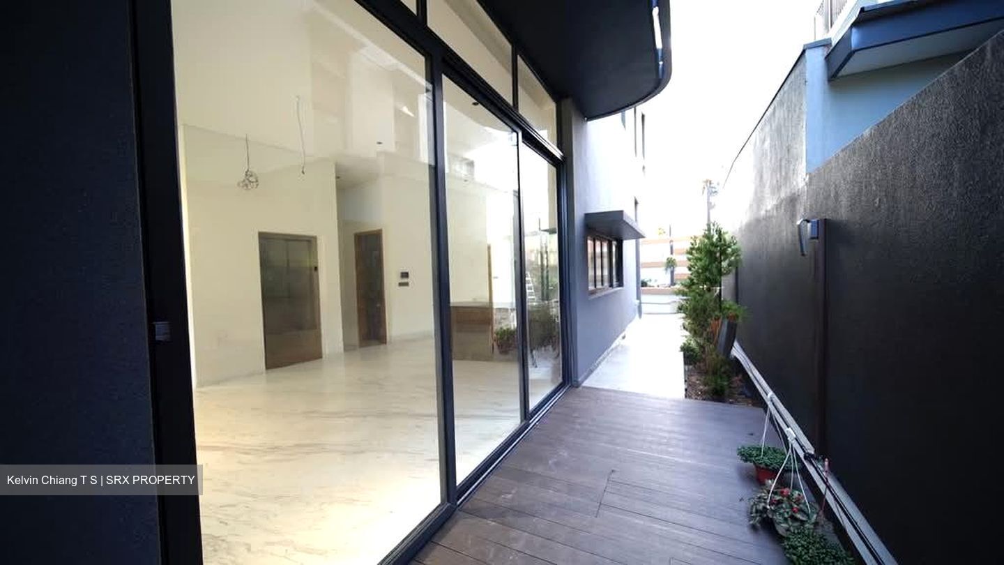 Hillview Rise (D23), Terrace #556936161